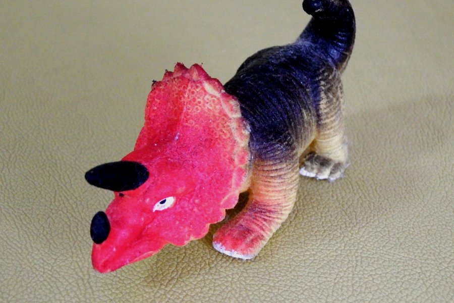 Ấp trứng khủng long!