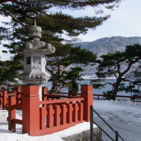 Hồ Chuzen-ji vào mùa đông Hồ Chuzen-ji vào mùa đông
