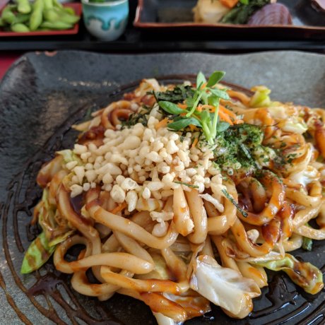 Art Cafe Elk: thuần chay Hiroshima Art Cafe Elk: thuần chay Hiroshima