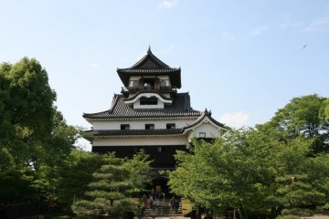 Báu vật quốc gia: Thành cổ Inuyama Báu vật quốc gia: Thành cổ Inuyama