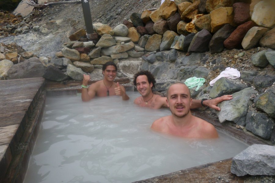 Suối nước khoáng Honzawa